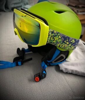 Dětská helma S/M + lyžařské brýle