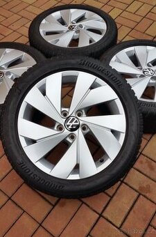Zimní sada VW Golf, ŠKODA octavia , Seat Leon R17 TOP stav