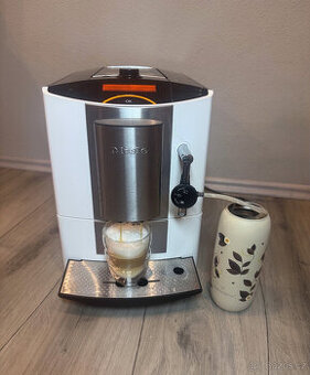 Automatický kávovar Miele na presso a mléčnou pěnu