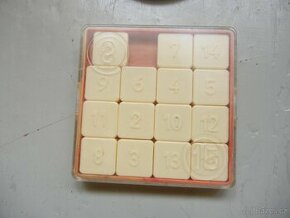 Retro hlavolam Směr "15"