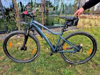 Dámské kolo ve velmi dobrém stavu