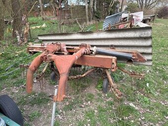 Obraceč sena Rožmitál + vyorávač brambor ,,Čert”