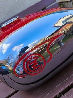 Nádrž Jawa 125/355 175/356 se znakem ČZ Ampérmetr