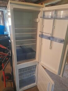 Prodám lednici s mrazákem Gorenje - 1
