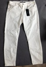 Dámské strečové džíny, krémové barvy