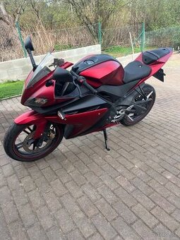 Yamaha YZF R125