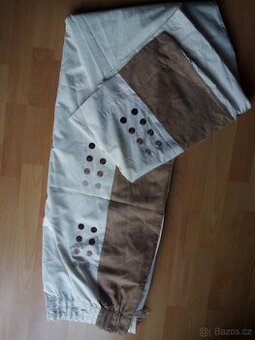 krásné zatemnující závěsy š.130 v.173 2x