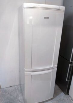 Lednice Electrolux