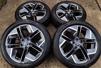 Úplně nové disky originální VW Passat B8, B9 5x112 R18