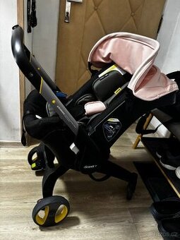 Kočárek doona + isofix