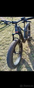 Prodám fatbike leader Fox.velikost rámu 18(M) kola 26.Plaste