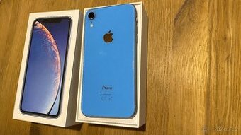 iPhone XR 64GB modrý, top stav