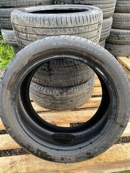 225/45R17