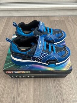 Tenisky Bayonyc GEOX LIGHTS