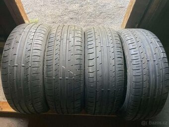 Letní pneu Falken 215/50 R18 90% -krásné