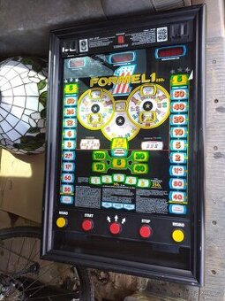 Starý výherní automat FORMEL 1 250