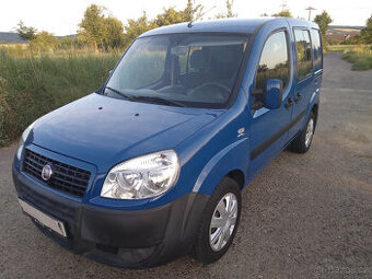 FIAT DOBLO 1,4 BENZÍN 81 0000KM