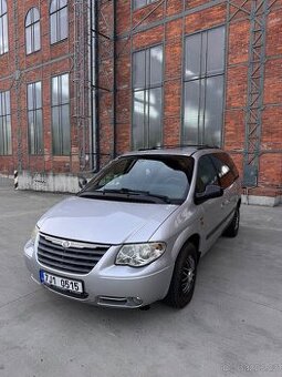Chrysler Voyager 2.5 crdi