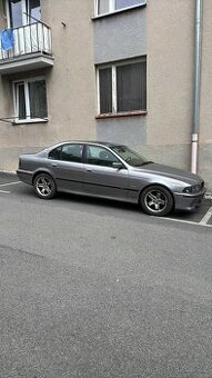 BMW e39 523 ale je tam swap ja 528i