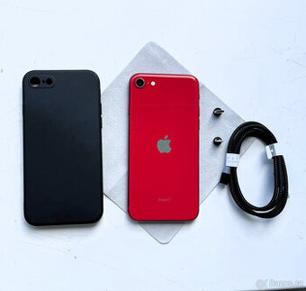 Apple Iphone SE 2020 64GB ČERVENÝ⁌ PĚKNÝ STAV ⁌ BATERIE 97%