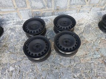 5x112 r15 plechové disky 5x112r15 škoda Octavia vw golf Pass