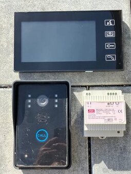 Domovní videotelefon (interkom)