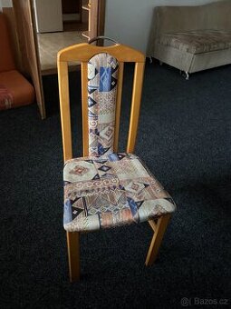 Dřevěné židle