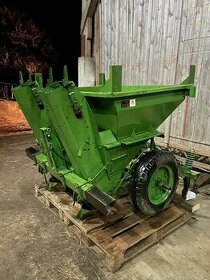 Sazeč brambor dvouřádkový