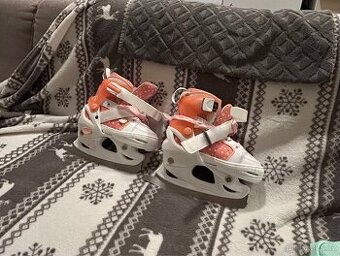 Dívčí brusle 26-29