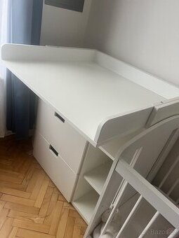 Přebalovací pult IKEA s komodou