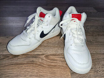 Dětské kotníkové boty Nike - vel. 36