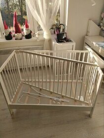 SLEVA Dětská postýlka IKEA Sniglar , matrace,další