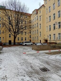 Prodám nebytový prostor - 1