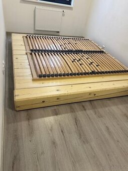 Masiv dřevěná design  2.postel   rošty