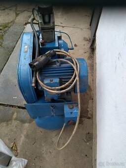 Prodám kompresor - 1