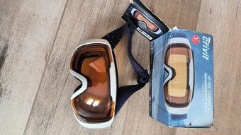 dětské brýle na lyže či snowboard