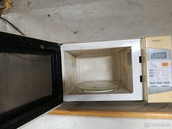 Mikrovlnná trouba Daewoo
