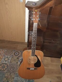 Kytara Yamaha-FG-345 II.