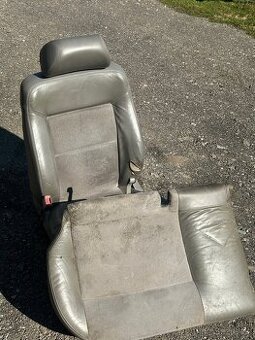 Passat B5.5 šedý highline interiér