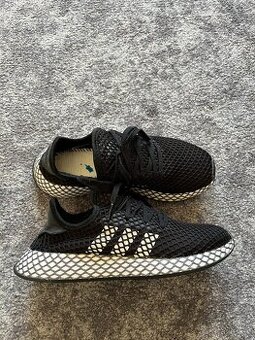 Adidas Deerupt Runner, velikost 40.
