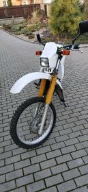Suzuki DR 350
