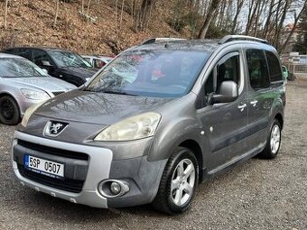 Peugeot Partner TeePee 1.6 HDI 80KW tažné klima senzory 2010