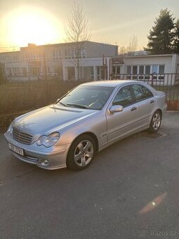 Mercedes Benz w203 c200