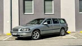 https://www.autorro.sk/auto/volvo-v70-d5-31350570/