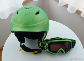 Dětská lyžařská helma Uvex a lyžařské brýle Scott