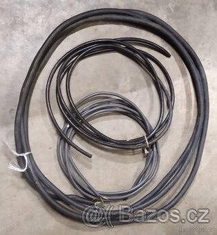 Prodám kabel CYKY 5x6 dlouhý 6 metrů