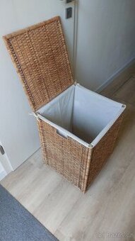 Ratanový koš na prádlo IKEA