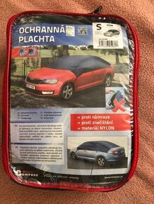 Ochranná plachta na auto