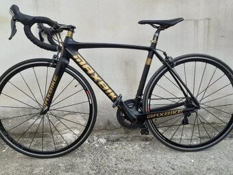 MAXBIKE CR 8000 Celokarbon