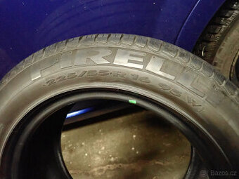 pneu 225/55 R16